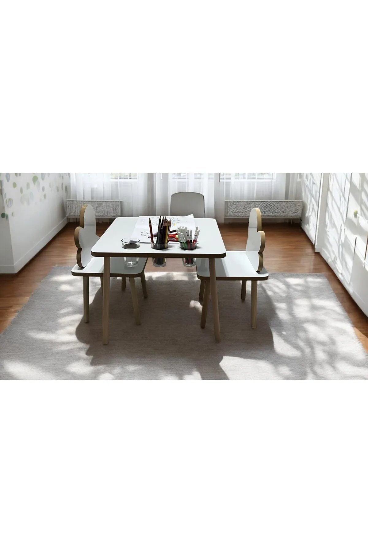 ÇOCUK ÇALIŞMA MASASI 1 MASA 2 SANDALYE - BARDAK VE KALEMLIK HAZNELI