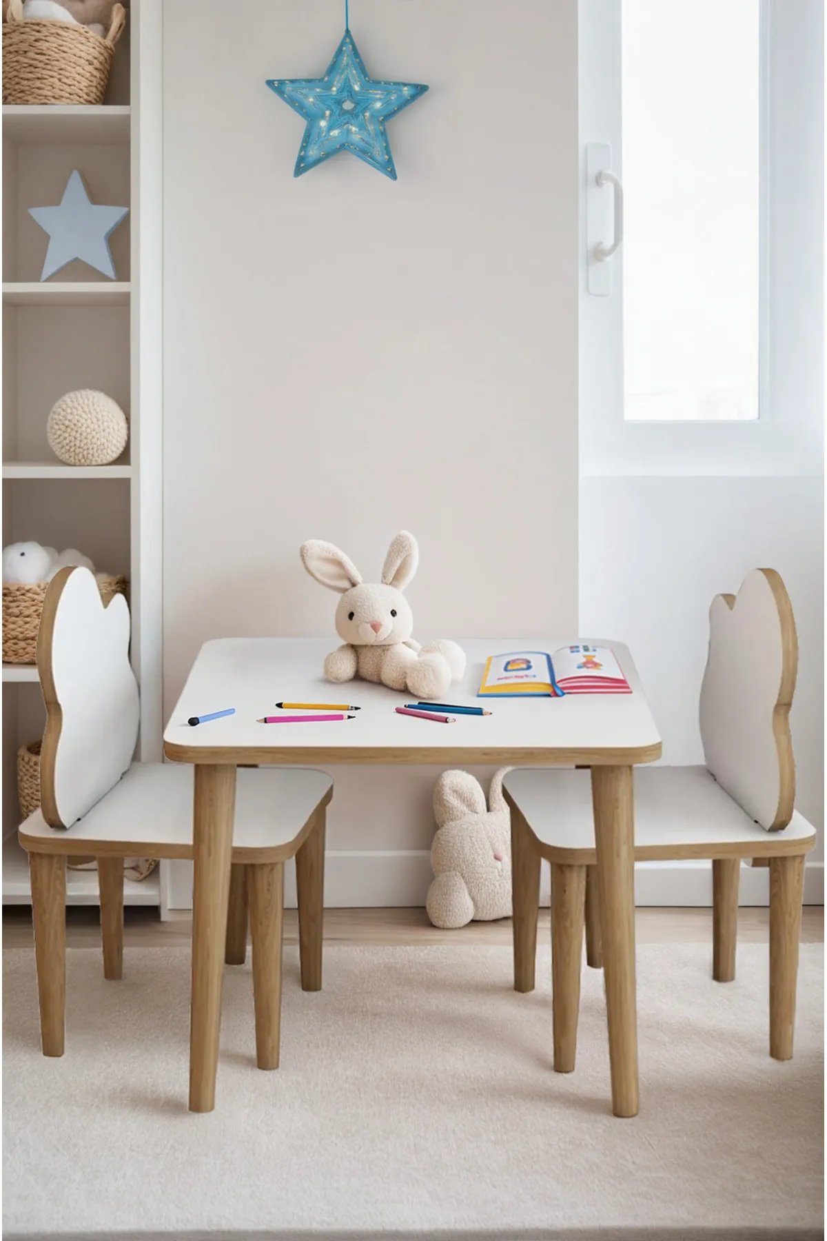 Çocuk Çalışma Masası - 2 Sandalye 1 Masa Yaz Sil Yüzeyli Çocuk Çalışma Masası - 2 Sandalye 1 Masa Yaz Sil Yüzeyli